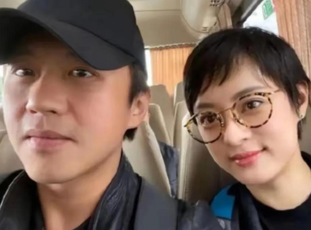 孙俪说喜欢上海，会在上海慢慢变老，言外之意就是没有移民，孙俪真的是大智慧。
 