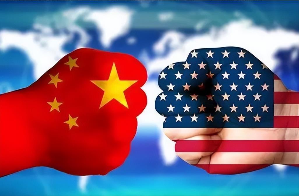 新加坡联合早报今日报道：“美国总统特朗普一再说，美国与中国私下对话良好，但分析认