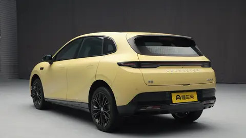 10 万级车终于不 “无聊” 了！零跑 Lafa5 要让年轻人嗨起来