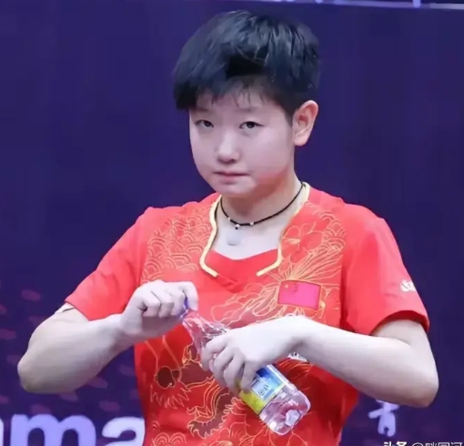 现在看莎局很享受这种氛围，采访时总是感谢“支持”并“请以后继续支持”。

莎莎如