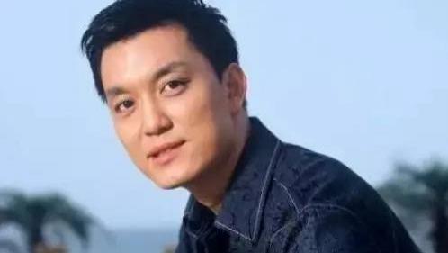 李锐转型高管狂揽12亿！迪拜订单背后，200万六轮车藏亮点