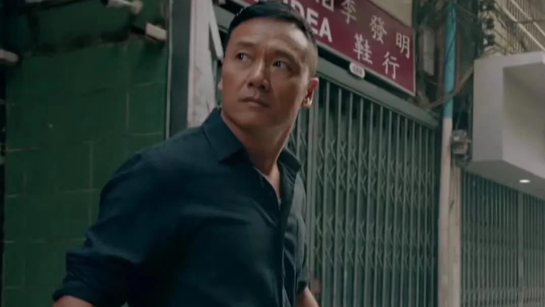 他们60+岁仍清爽，甚至还有一身肌肉，看起来只有三四十！真男神