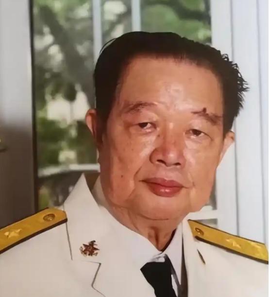 中国不开第一枪！金一南教授说过：“如果不是1988年陈伟文将军果断亮剑，击沉越军