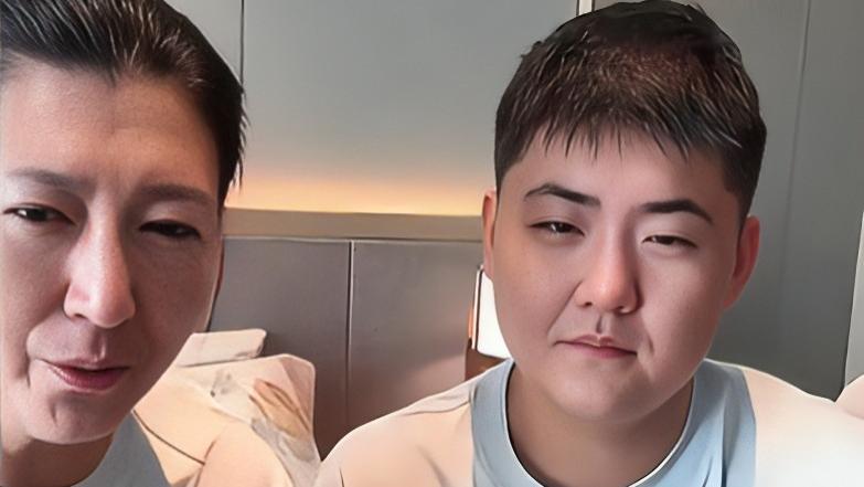 被两大品牌“抛弃”后，闫学晶的儿子发声：娘的错，儿子担！