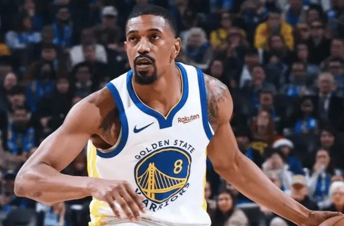 NBA圣诞大战，勇士126-116战胜独行侠。赛后，丹东尼-梅尔顿接受了记者采访