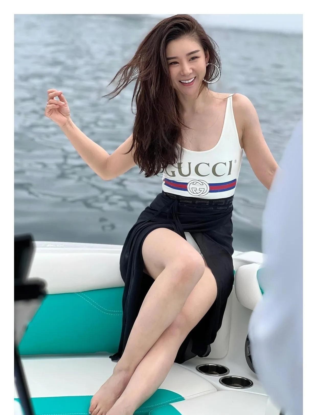 两个字 真美