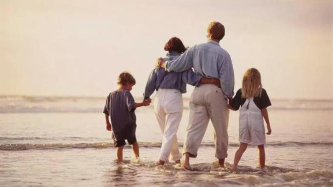 讨厌到别人家，也讨厌别人来自己家，有这些心态