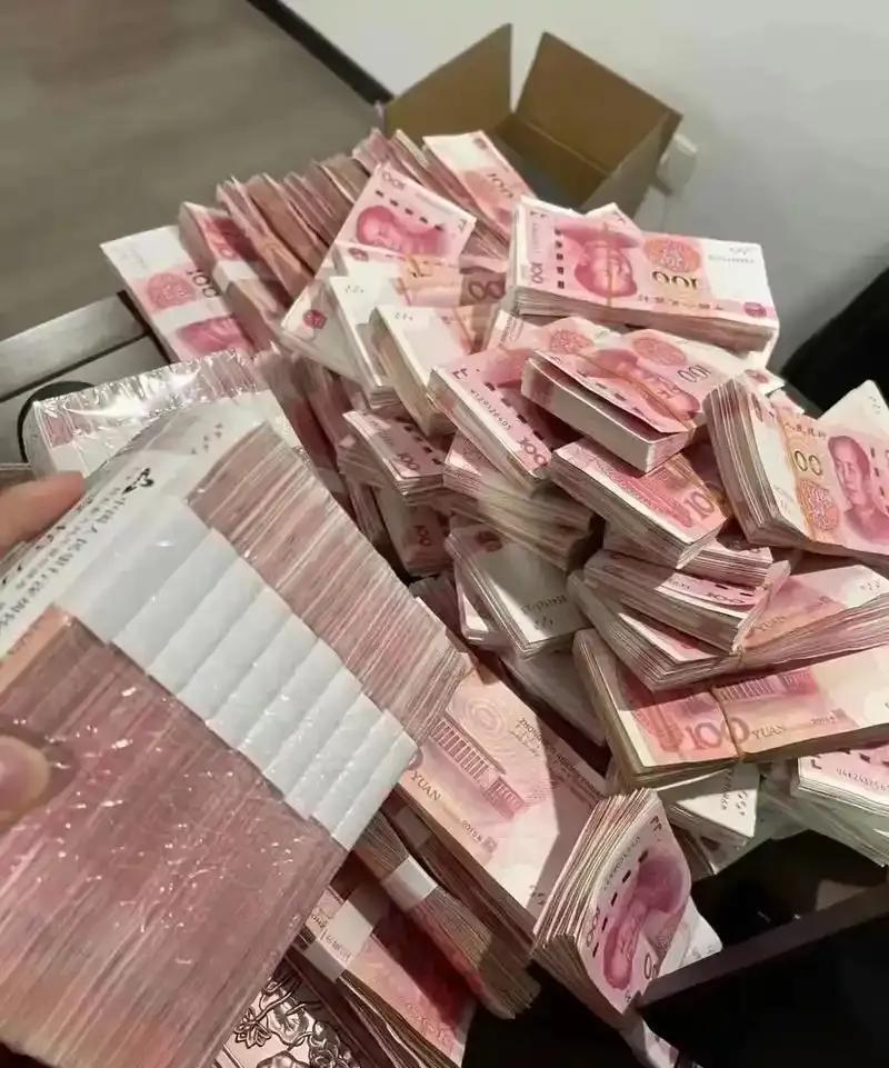 恭喜你，你要财富临门了，你将大财小财，八方来财正财横财，发大财