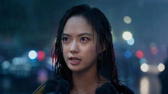 看完《恶意》预告，我想说：中国悬疑电影的大门被陈思诚踹开了一扇让悬疑片不再局限于解谜，而是直面现实的