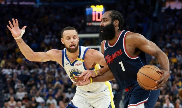 不否认哈登很强，但宇宙勇为什么叫宇宙勇？如果没有库里，杜兰特能带克莱和格林能叫宇