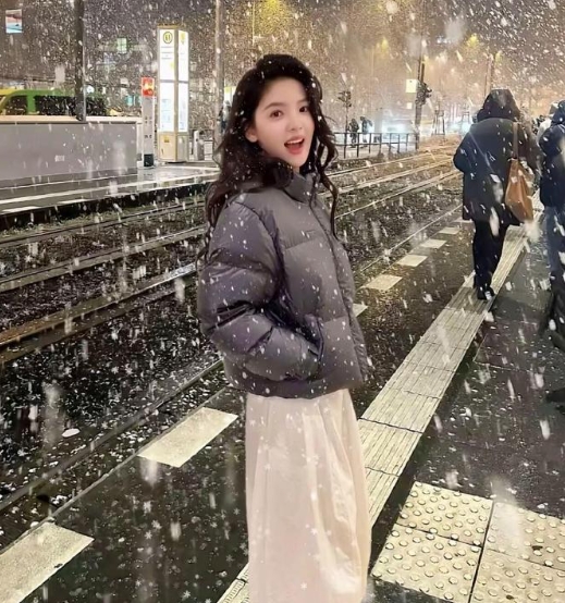 章若楠真的是白月光级别的 ​​​
