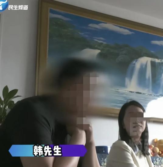 河南郑州，男子10年前因生育问题，被父母逼着离婚，40岁时和一女子恋爱，不料，母