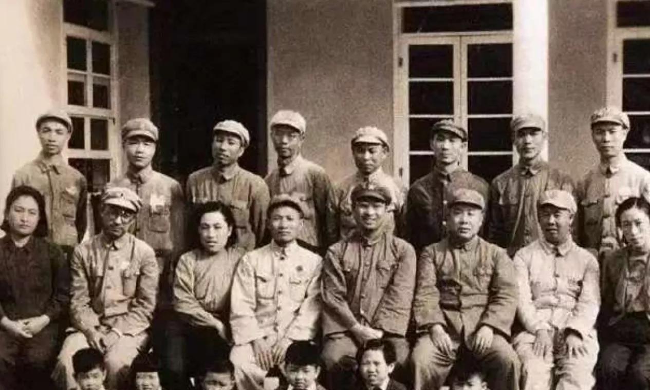1946年，冀察纵队政委刘道生得知了一个消息：纵队司令员郭天民从蒙古王公手中缴获