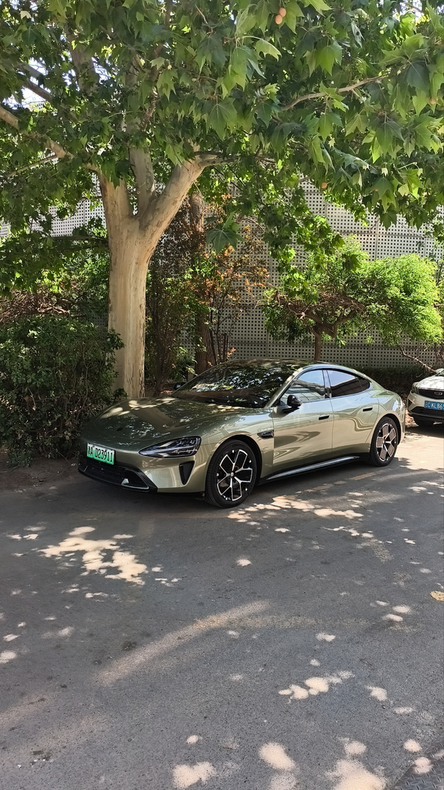 创始人小米SU7置换GL8陆尚
把开了一年多的小米SU7卖了，又换回了MPV。小