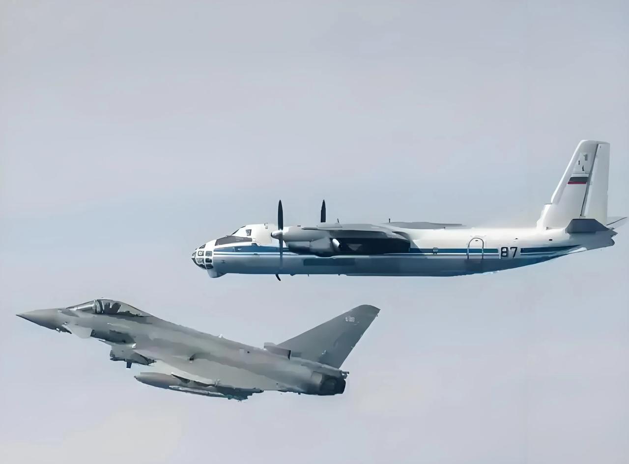 俄罗斯侦察机进入波兰领空。
当地时间6月13日，波兰武装部队作战司令部报告称，一