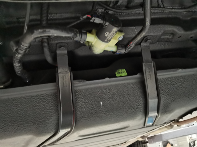 宋prodmi油箱
请问油箱旁边的这个东西是啥？