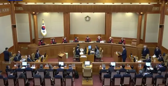 韩国总统弹劾案辩论落幕