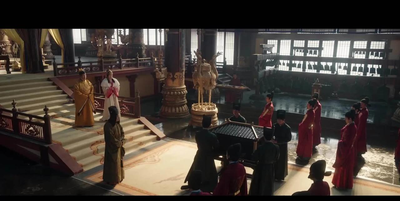 #藏海传# 惊天反转！《藏海传》蒯铎之死牵出新线，冬夏女王登场暗藏杀机，灭门真相