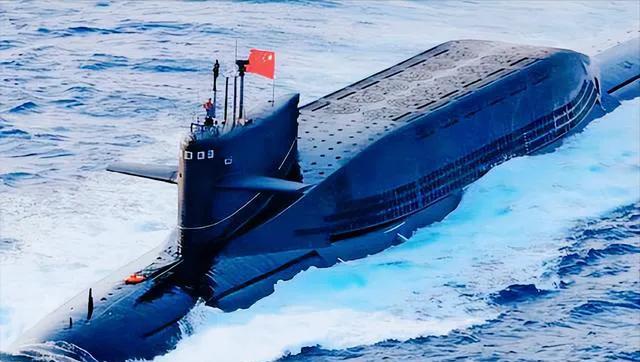 我军核潜艇的官兵在端午节也能吃上粽子。
现代核潜艇的后勤保障能力较强，食品储备技
