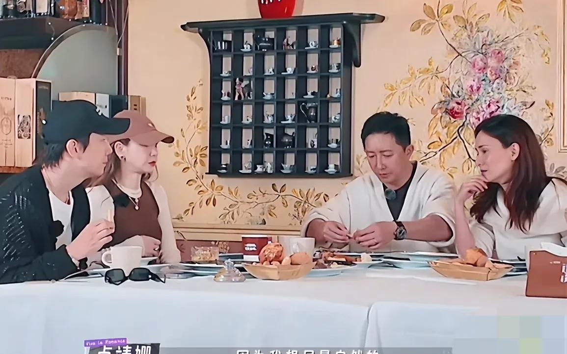演员韩庚的妻子卢靖姗说：“在我生宝宝的时候，我提前跟我老公说过，我不想打催产针，