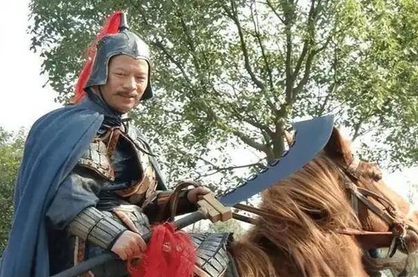 隋大业九年（613年）六月，杨玄感举兵谋反。吴地人硃燮和晋陵人管崇也选择在江南起