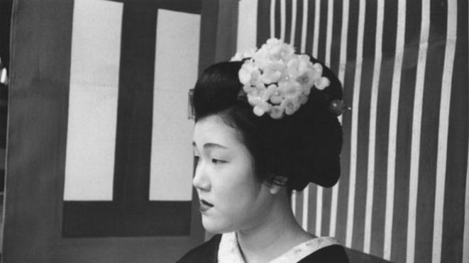 老照片 意大利摄影师拍摄的日本 暗涌着古老灵魂的律动