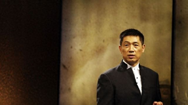 离婚20多年，前妻改嫁著名导演，如今现在的他怎样了？