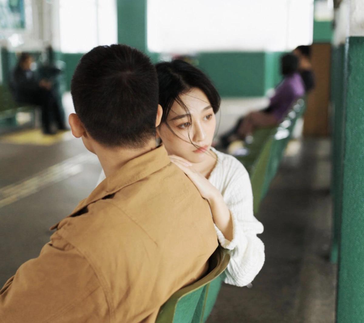 卢悦老师给普通中产家庭女人的5个婚姻建议
中产家庭的婚姻，看似稳固，实则最经不起