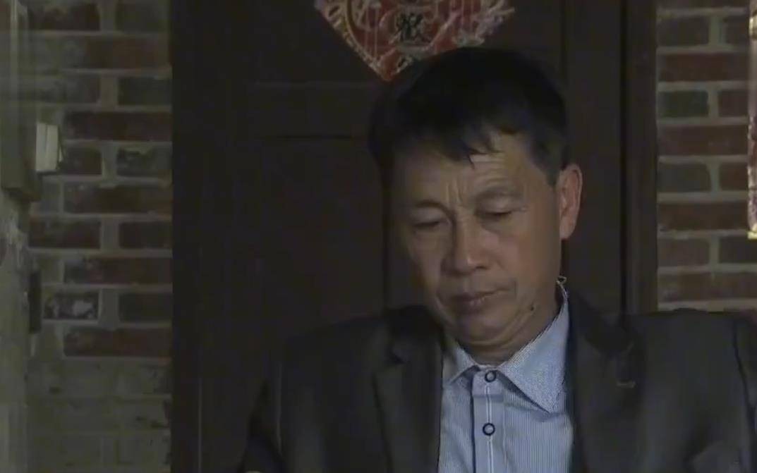 回顾老人继承3000万元遗产，取钱时却只剩3000块，银行：就这么多