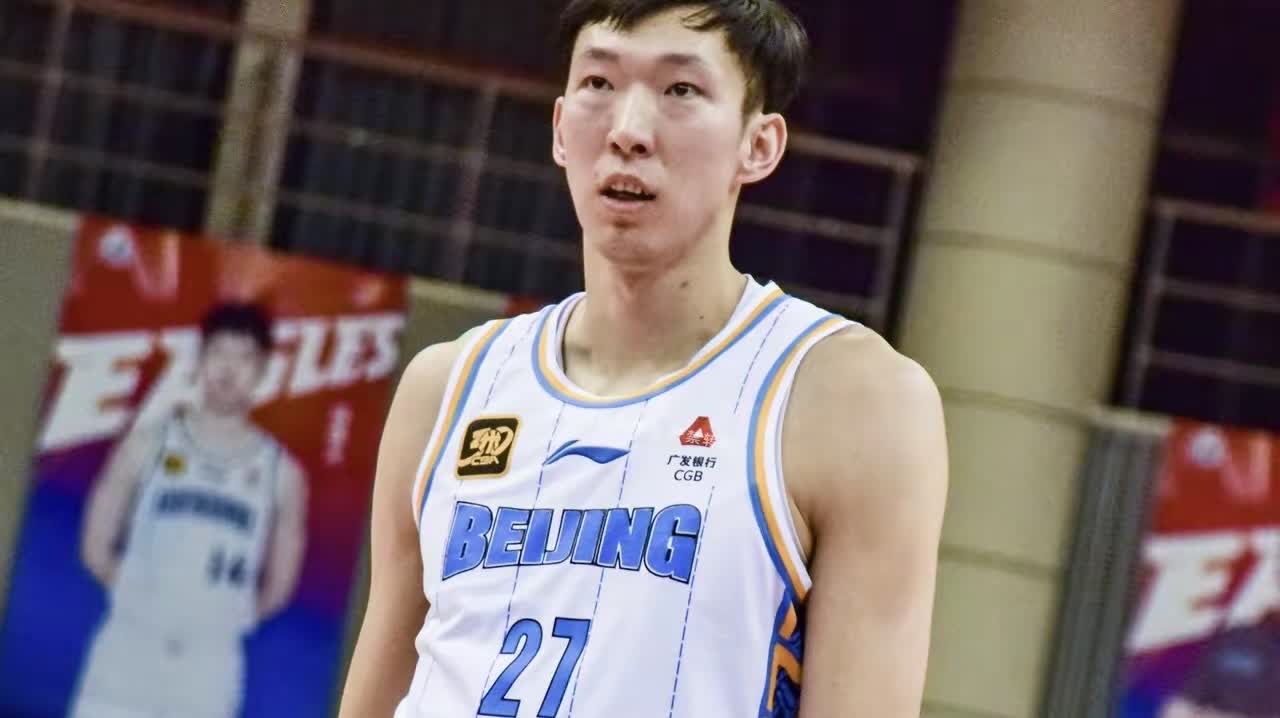 CBA 今晚比赛全部落幕，CBA 的排名情况出现了显著变动，这两点着实令人始料未及！