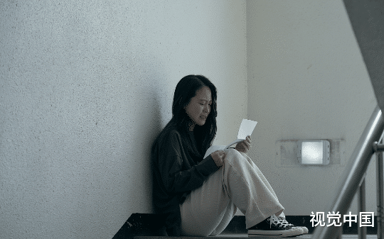 女友怀上总裁的孩子，我放手成全，她却声泪俱下地跪求我原谅
