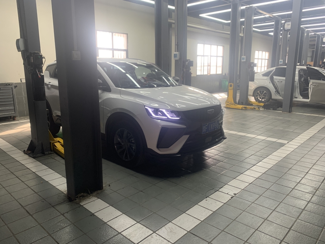 24款缤越龙腾首保情况分享
今天去4s店进行了首保，跑了1800多公里，公里数不