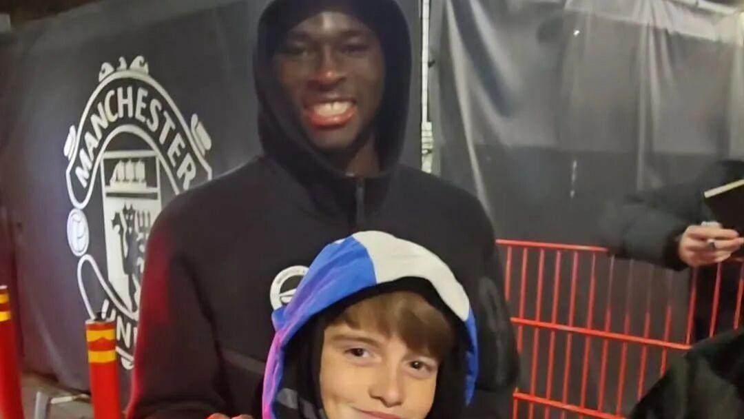 巴莱巴首谈转会曼联传闻，否认因无缘加盟摆烂！曝曼联欲卖6000万铁腰