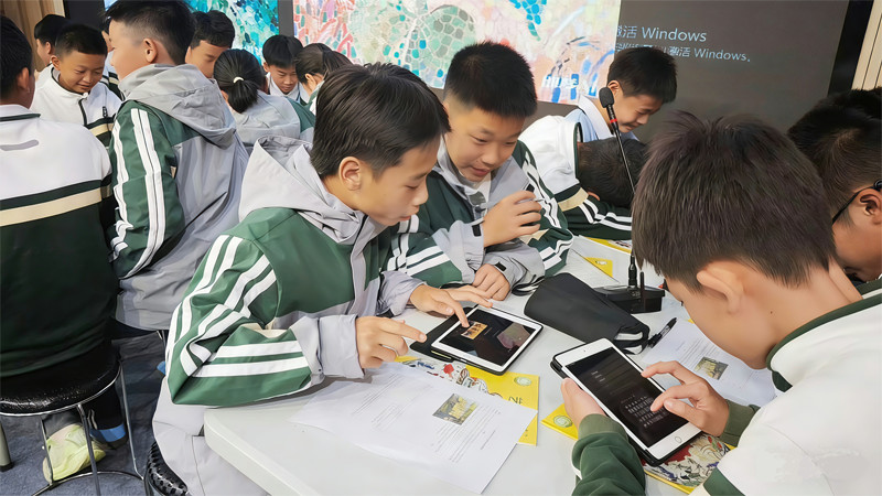 学校AI教育如何与社会发展同频 | 建设人工智能通识课程