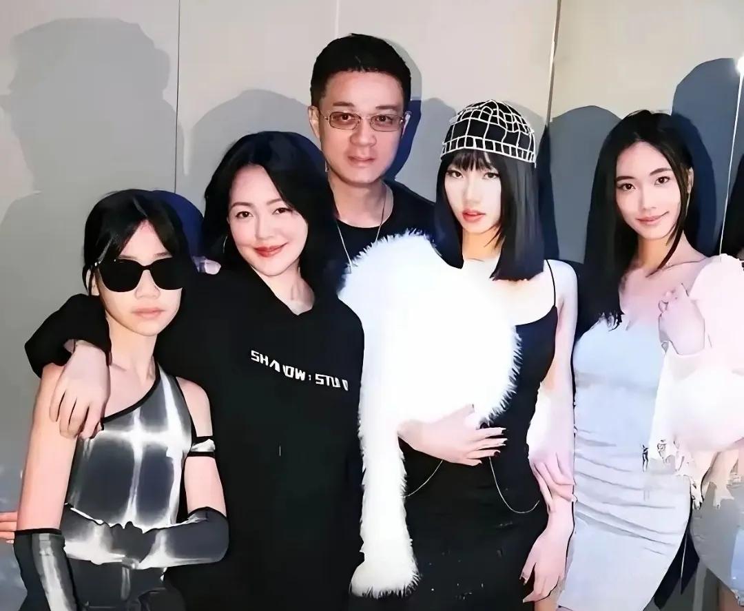 从古代到现代，不管过了多少年，不管念了多少书，接受了多少新思想，都改变不了儿子才