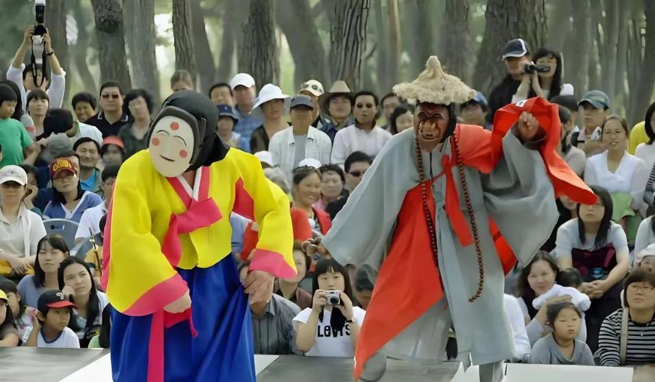 韩国要裤子快要被扒光了，本月15号韩国再拿不出证据来，就坐实了偷窃，脸就丢到全世