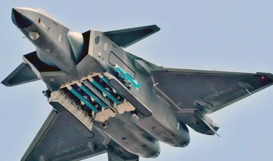 巴铁其实也并不铁！



前段时间用东大的歼10大败印度阿三，其实质是东大的一体