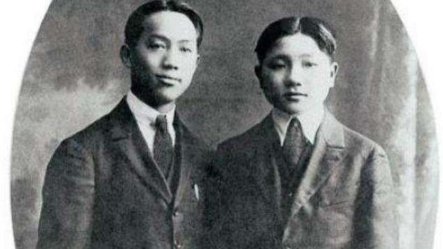 特务闯到他家搜出4万大洋，再看桌上的饭菜，便明白了他的身份
