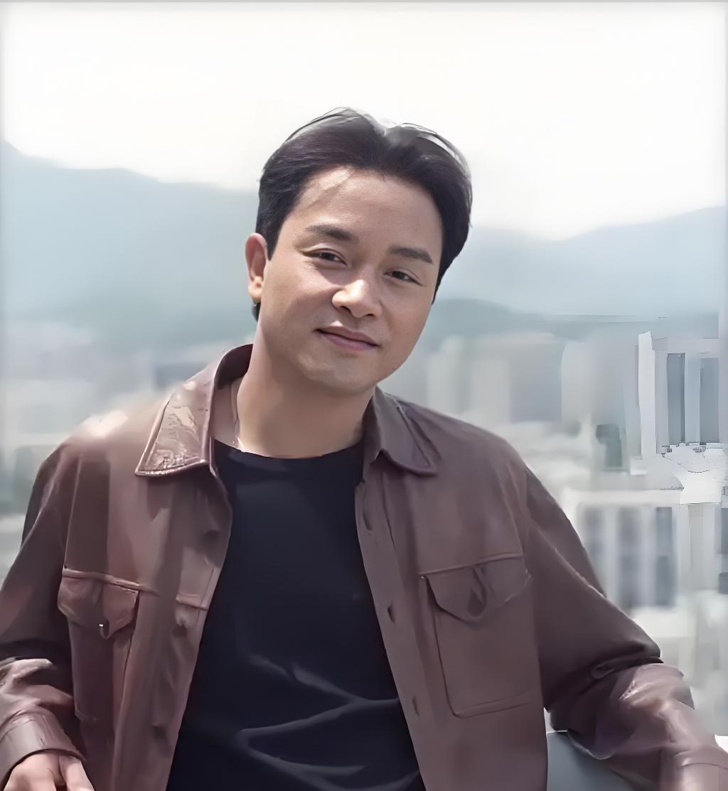 张国荣的去世，为什么让向太陈岚内疚了二十年？
张国荣2003年4月1日从香港文华