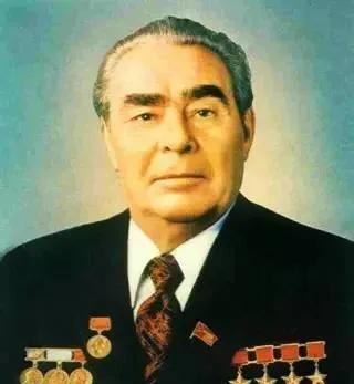 勃列日涅夫突然死亡，贴身护卫梅德韦杰夫道出真相：早已时日无多
1982年11月1