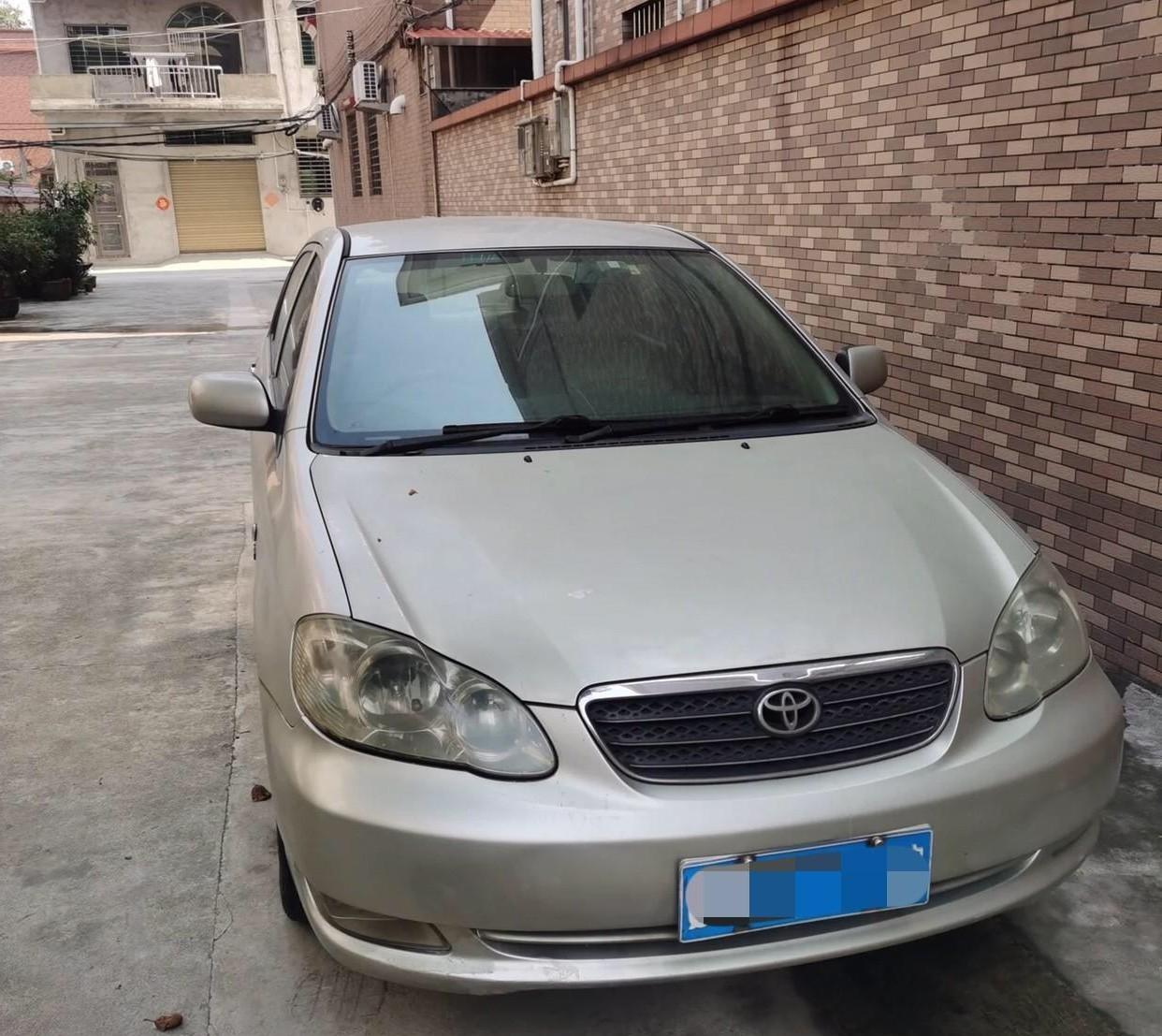 20年高龄的丰田车，外观虽然看起来旧些，但是车子确实抗噪，就这股役时间应该很少有