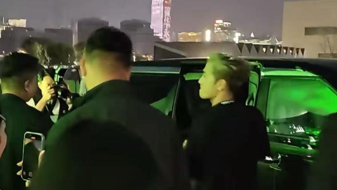 我家保姆车居然和这么多明星是同款？