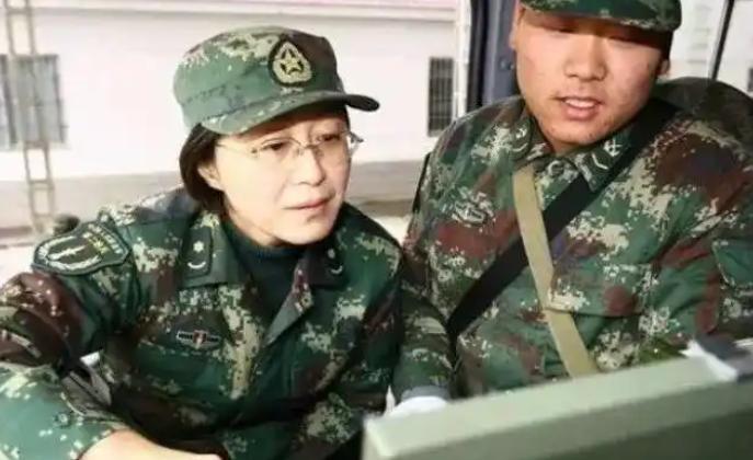 比导弹还可怕的女人，美国没掌握的技术，中国掌握了，破解出钱学森的难题，成功研制可