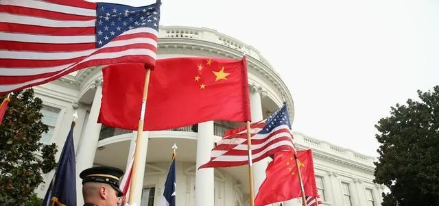 为什么事到如今，美国对华策略开始掉头了？
2024财年，美国联邦赤字再次突破1.