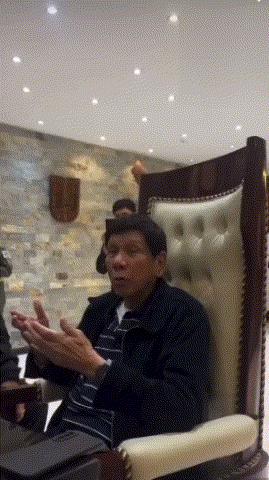 【老杜被捕另有隐情？杜特尔特呛执法人员：你要和外国白人合作，就先杀了我】
杜特尔