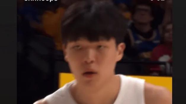 转发杨瀚森扣篮视频后余嘉豪打出西乙最强一战 他俩都在艰难适应中