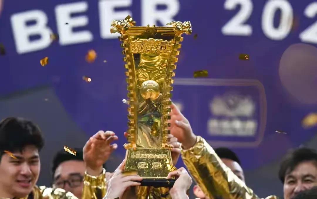 从2018年开始，山东泰山已连续7年打进中国足协杯决赛，这一纪录在全球各大淘汰制