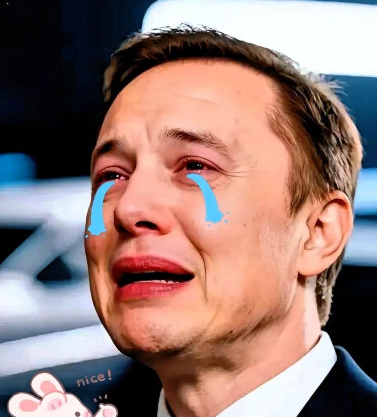 快讯！快讯！
马克斯正式宣布了
10月4日，马斯克在网上晒出了特斯拉机器人Opt