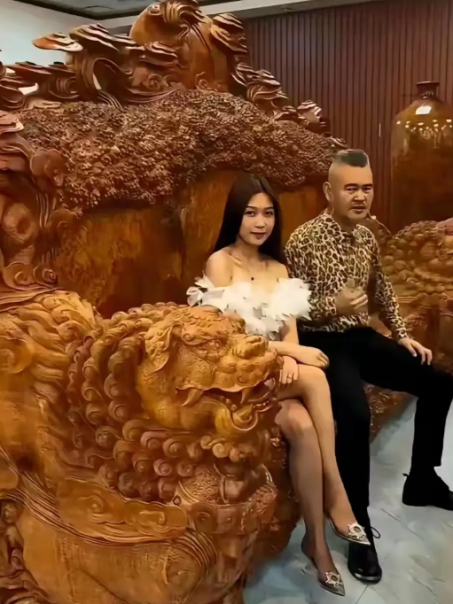 总裁家的椅子都长这个样 ?！总裁家的椅子都长这个样 ?