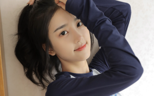 按员工要求将大闸蟹换成20元轻餐后，所有人都后悔了